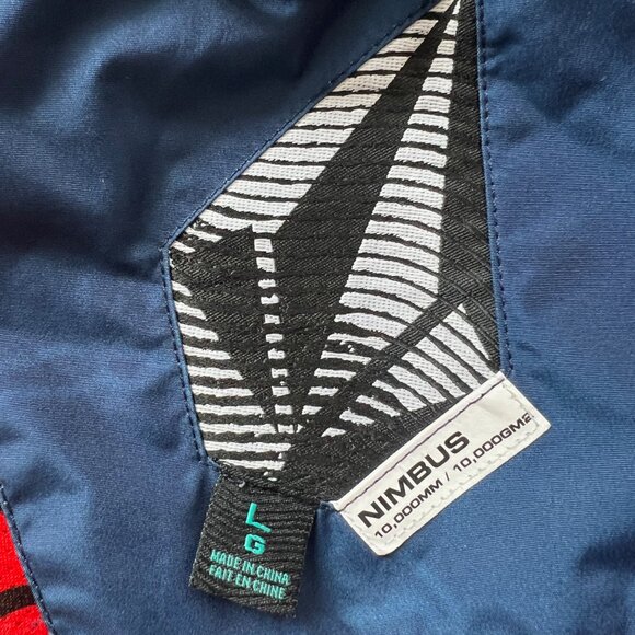 Volcom Nimbus Ski/Snow Jacket (Large) - Picture 6 of 7
